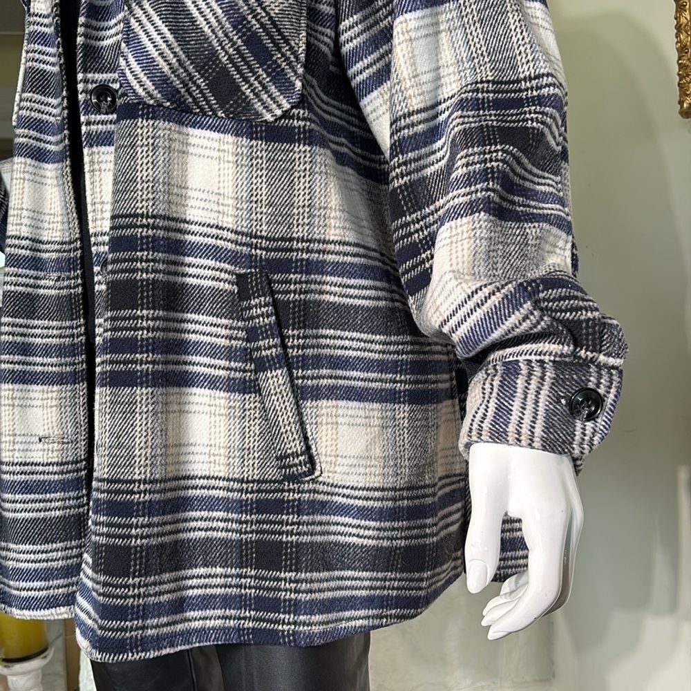 H&M Oversized Plaid Shacket - Picture 11 of 16